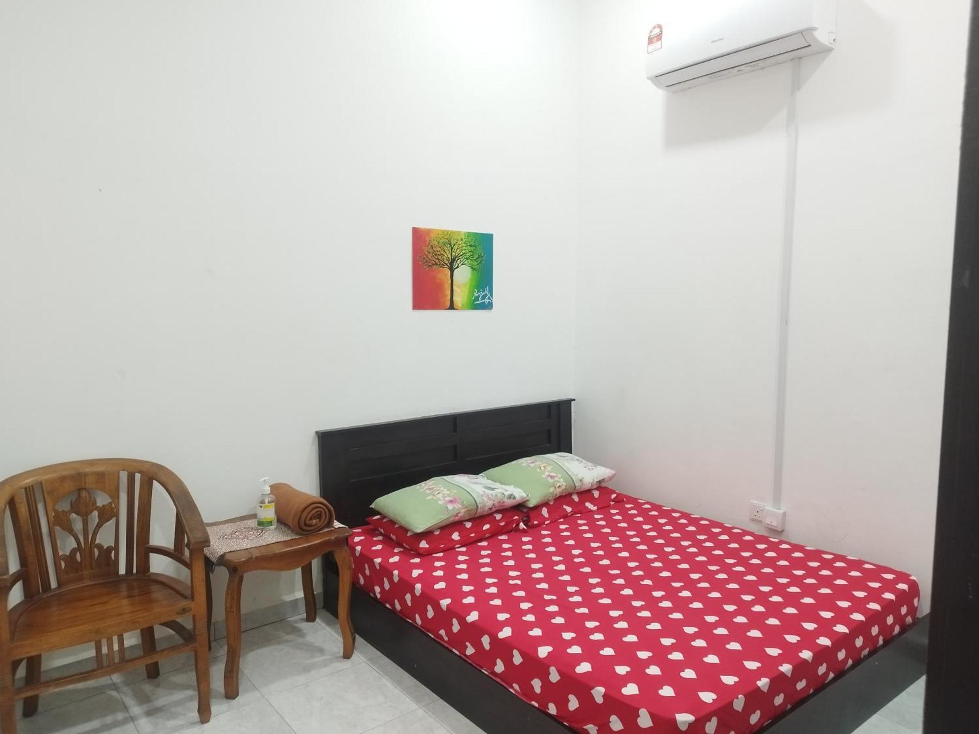Homestay Batu Pahat, Bushra Eksteriør bilde