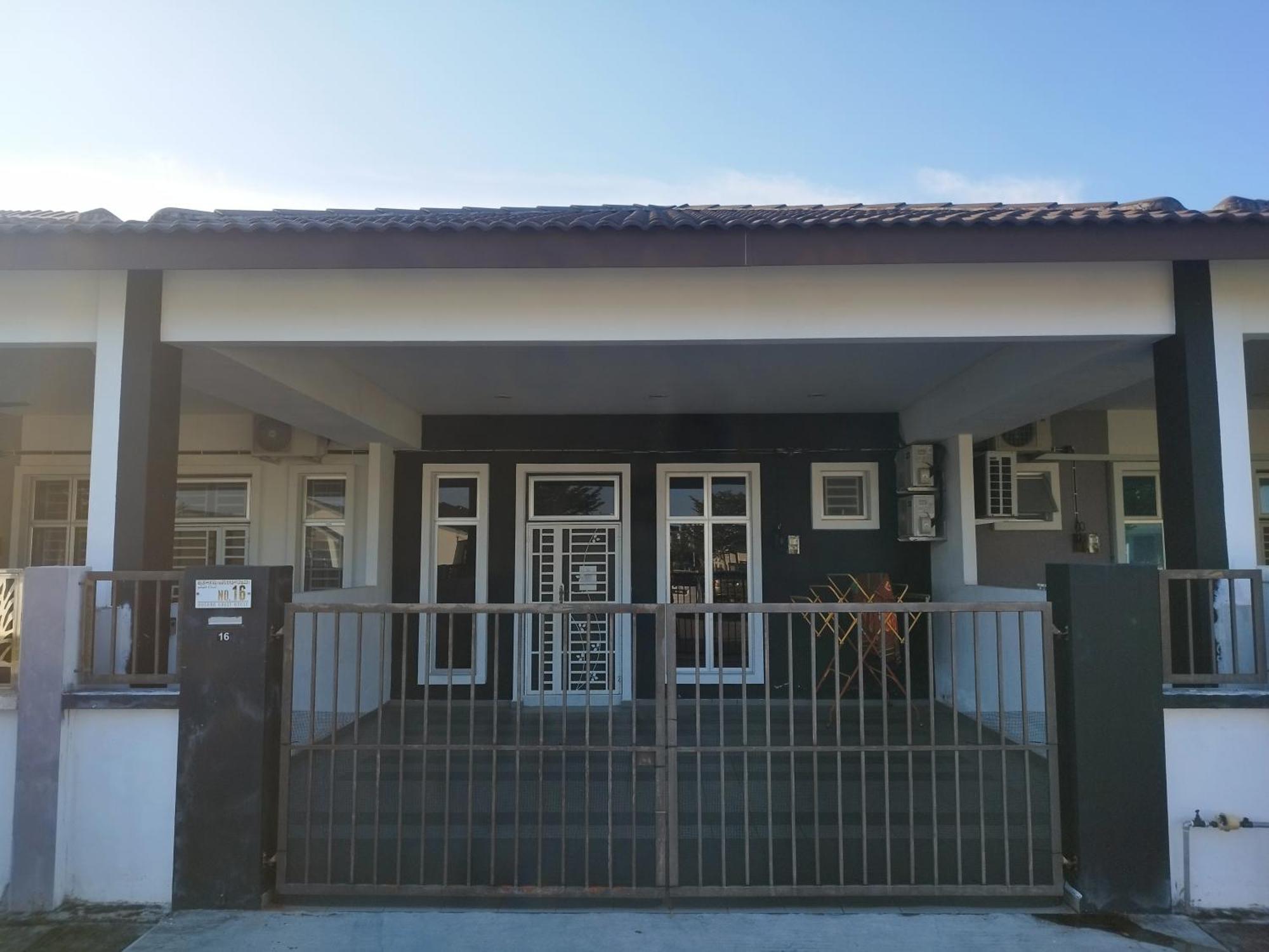 Homestay Batu Pahat, Bushra Eksteriør bilde